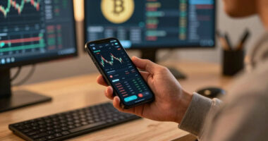 Bitcoin Battles Unfold in Live Warzone Visualization