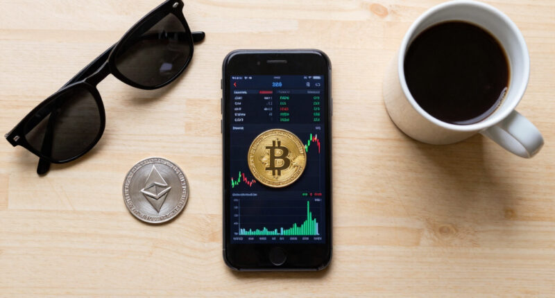 Trump’s income topped $2 billion in 2025, boosted by crypto, coin ventures